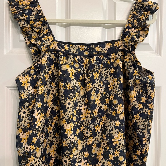 Edith Retro flutter sleeve tank Roan + Ryan (Evereve) - size Large - Picture 3 of 3